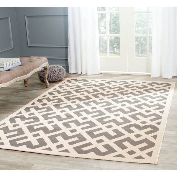 Safavieh Courtyard Contemporary Grey/ Bone Indoor/ Outdoor Rug (4' x 5'7) - 4' x 5'7