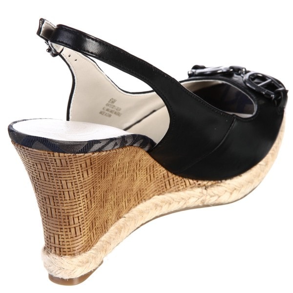 etienne aigner wedges