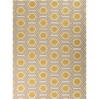 Hand-woven Yellow Petra Wool Area Rug - 8' x 11' - 8' x 11'
