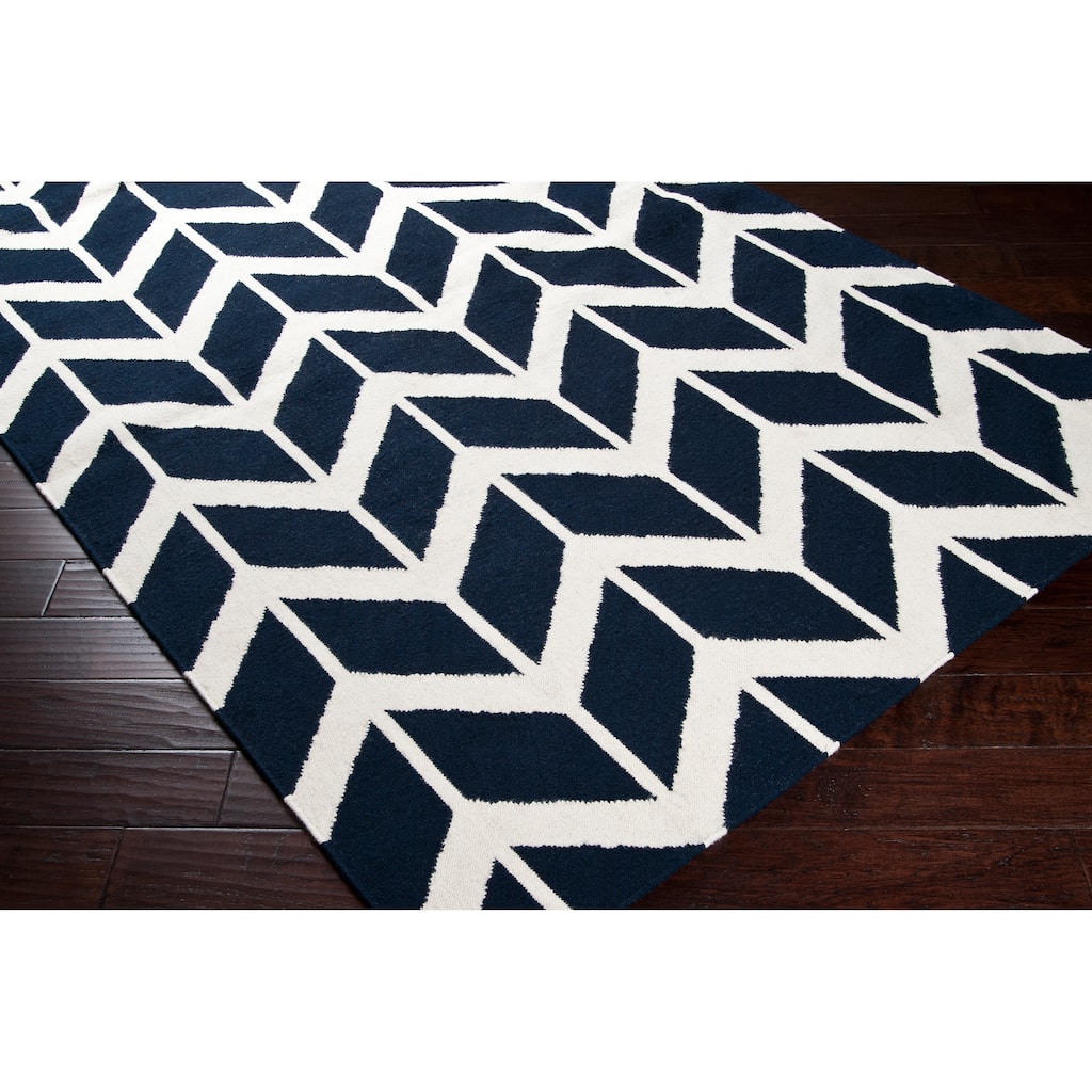 Hand-woven Navy Backoo Wool Area Rug - 5' x 8'