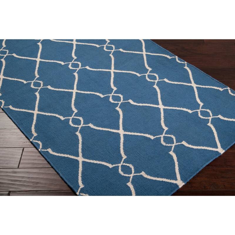 Hand-woven Blue Brewer Wool Area Rug - 2'6" x 8' Runner - 2'6" x 8' Runner