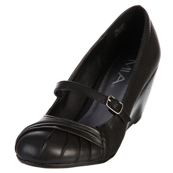 MIA Women's 'Clermont' Black Round toe Wedges MIA Wedges