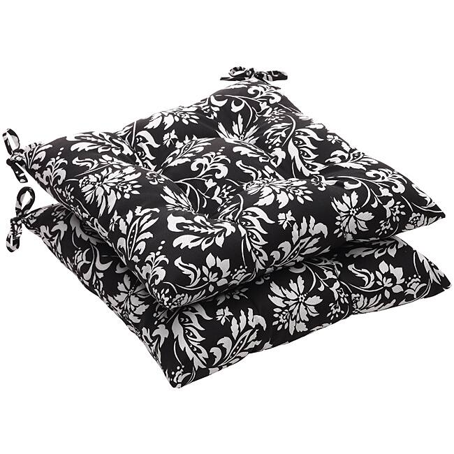 Pillow Perfect Outdoor Black/ White Floral Tufted Seat Cushion (Set of 2)