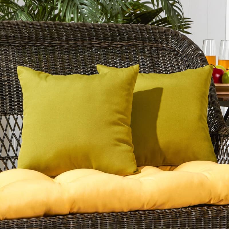 Kiwi Green Outdoor 17-inch Accent Pillow (Set of 2) by Greendale Home Fashions