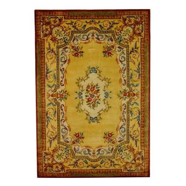 Safavieh Handmade Aubusson Loubron Gold Wool Rug - 10' x 14'