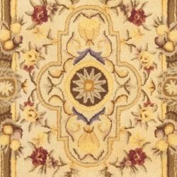 Handmade French Aubusson Beige/ Brown Premium Wool Rug (2'6 x 10') Safavieh Runner Rugs