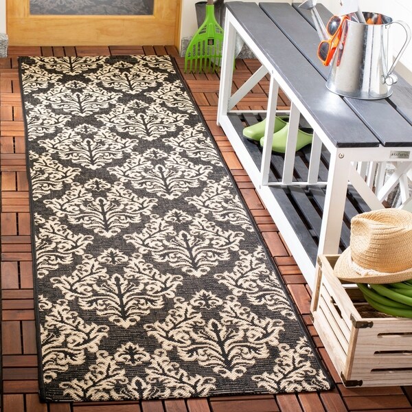 Safavieh Poolside Black/ Cream Indoor Outdoor Rug - 2'3" x 6'7"