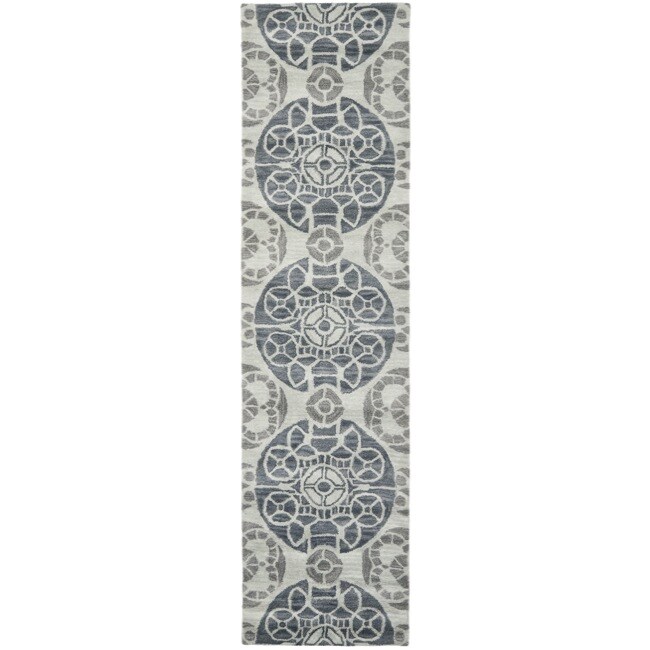 Safavieh Handmade Chatham Treasures Silver New Zealand Wool Rug (2'3 x 9')