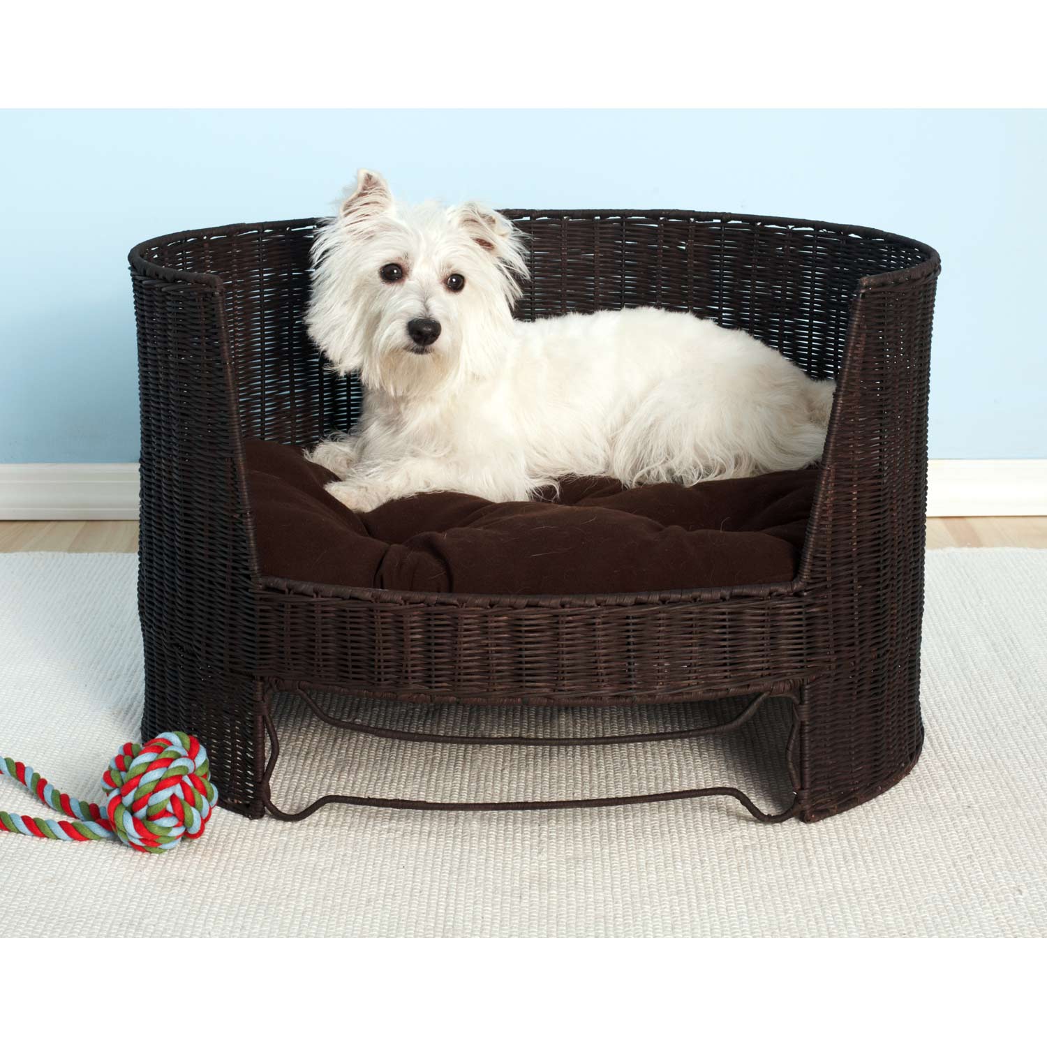 Handwoven Faux-wicker Pet/Dog Day Bed with Brown Indoor Cushion - Free ...