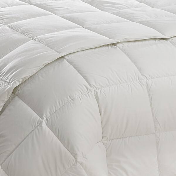 Shop Allerease Hot Water Washable Allergy Protection Comforter