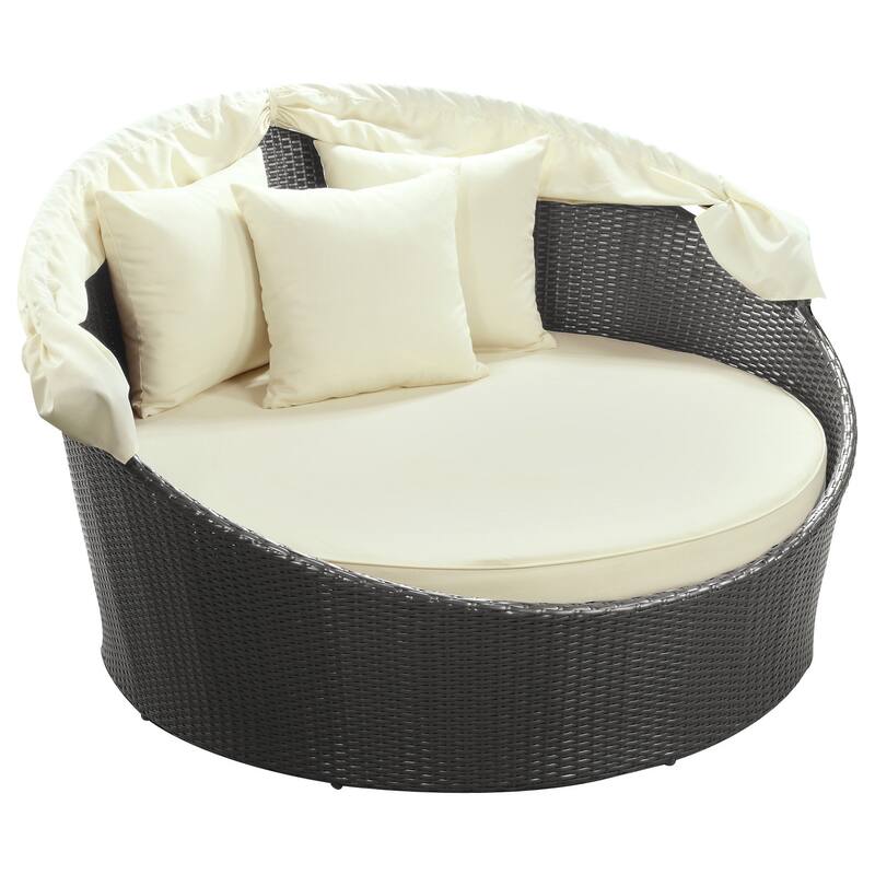 Siesta Outdoor Rattan Canopy Bed