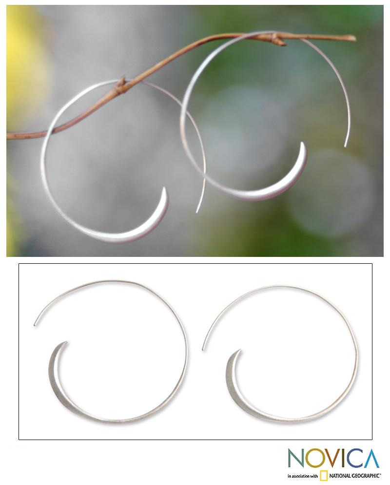 Handmade Sterling Silver 'Spin Me' Large Half Hoop Earrings (Indonesia)