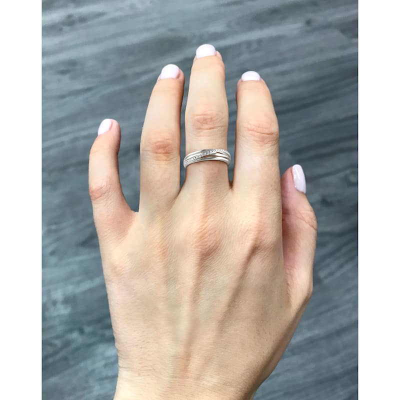 Miadora 1/6ct TDW Diamond Crossover Highway Ring in Sterling Silver