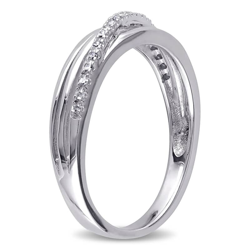 Miadora 1/6ct TDW Diamond Crossover Highway Ring in Sterling Silver