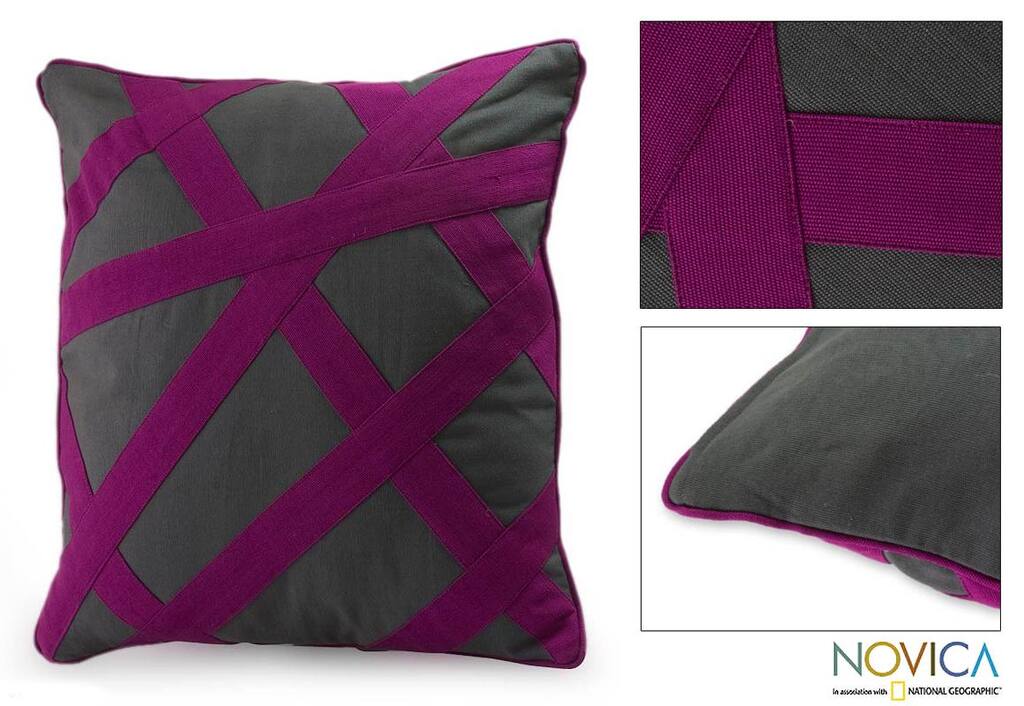 Handcrafted Cotton 'Eccentric Orchid' Cushion Cover (Guatemala)