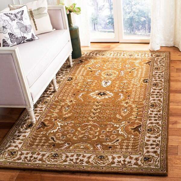 Safavieh Handmade Classic Gold/ Ivory Wool Rug - 4' x 6'