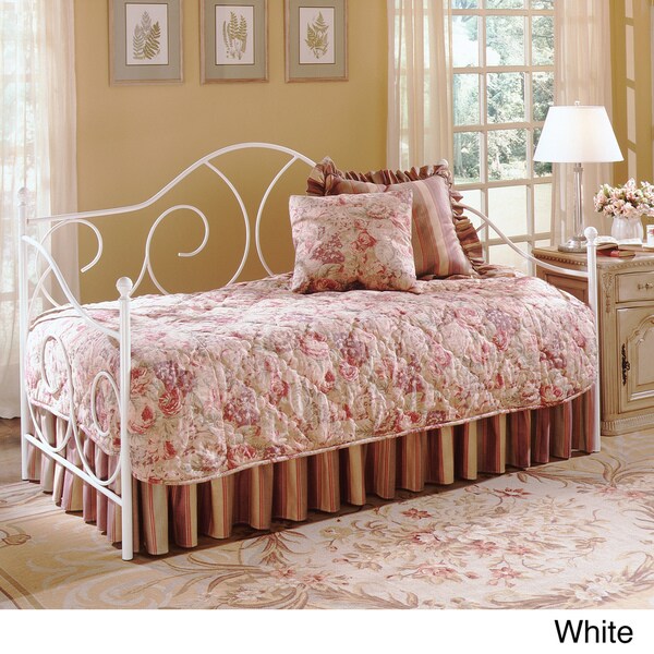 Caroline daybed with linkspring