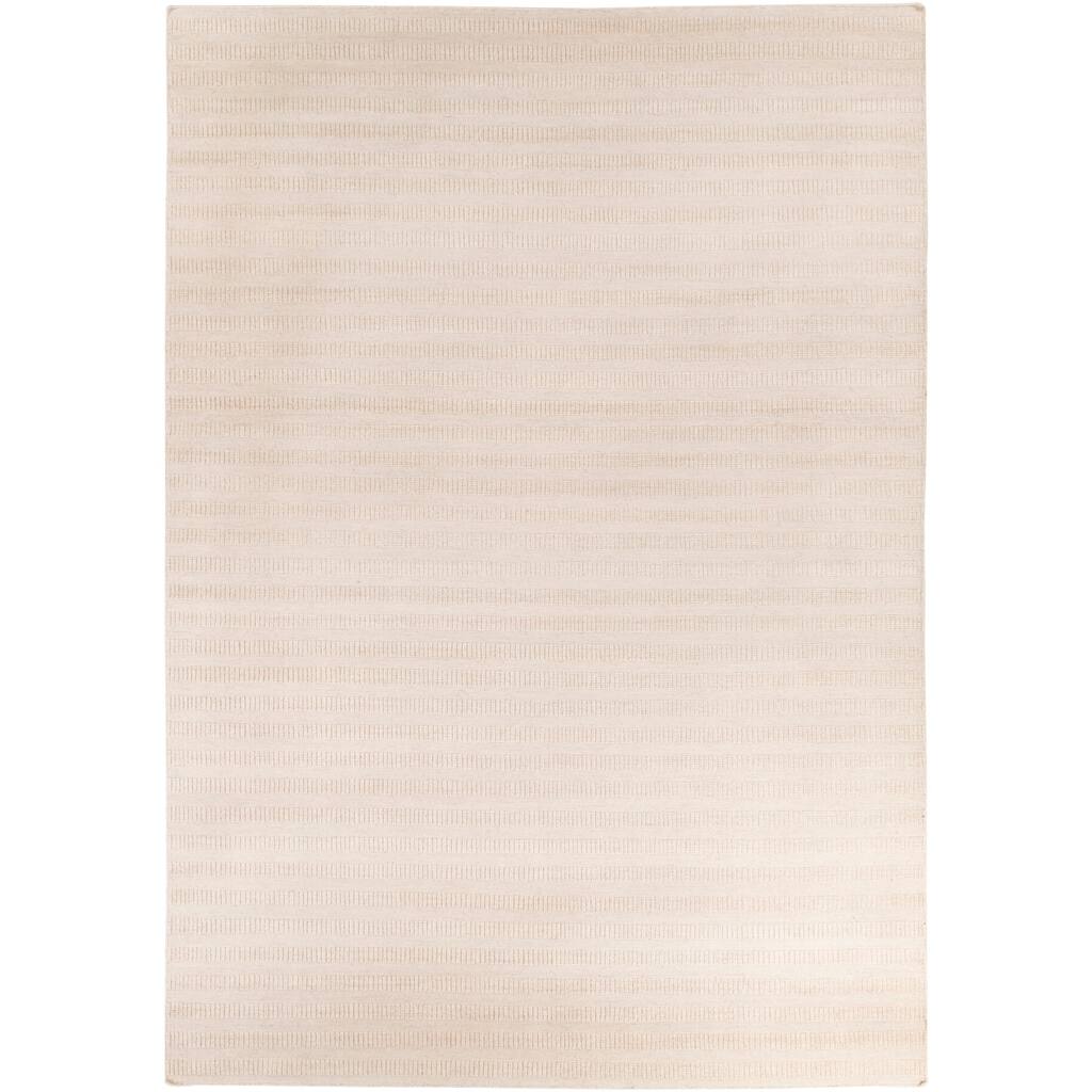 Hand-crafted Solid Antique White Caparo Street Wool Area Rug - 9' x 13'