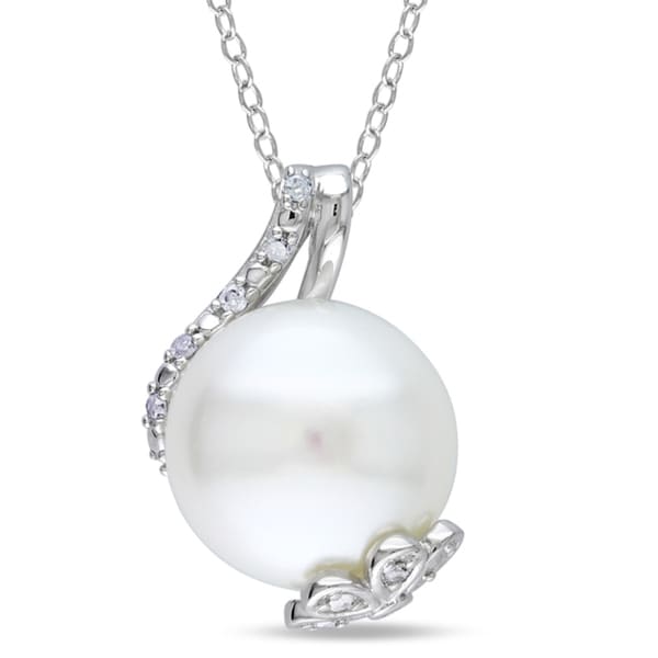 Shop Miadora Sterling Silver Freshwater Pearl and 1/10ct TDW Diamond ...