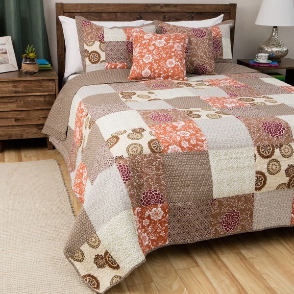 Greenland Home Fashions Oversized Stella Multicolor 100-percent Cotton 3-piece Patchwork Quilt Set