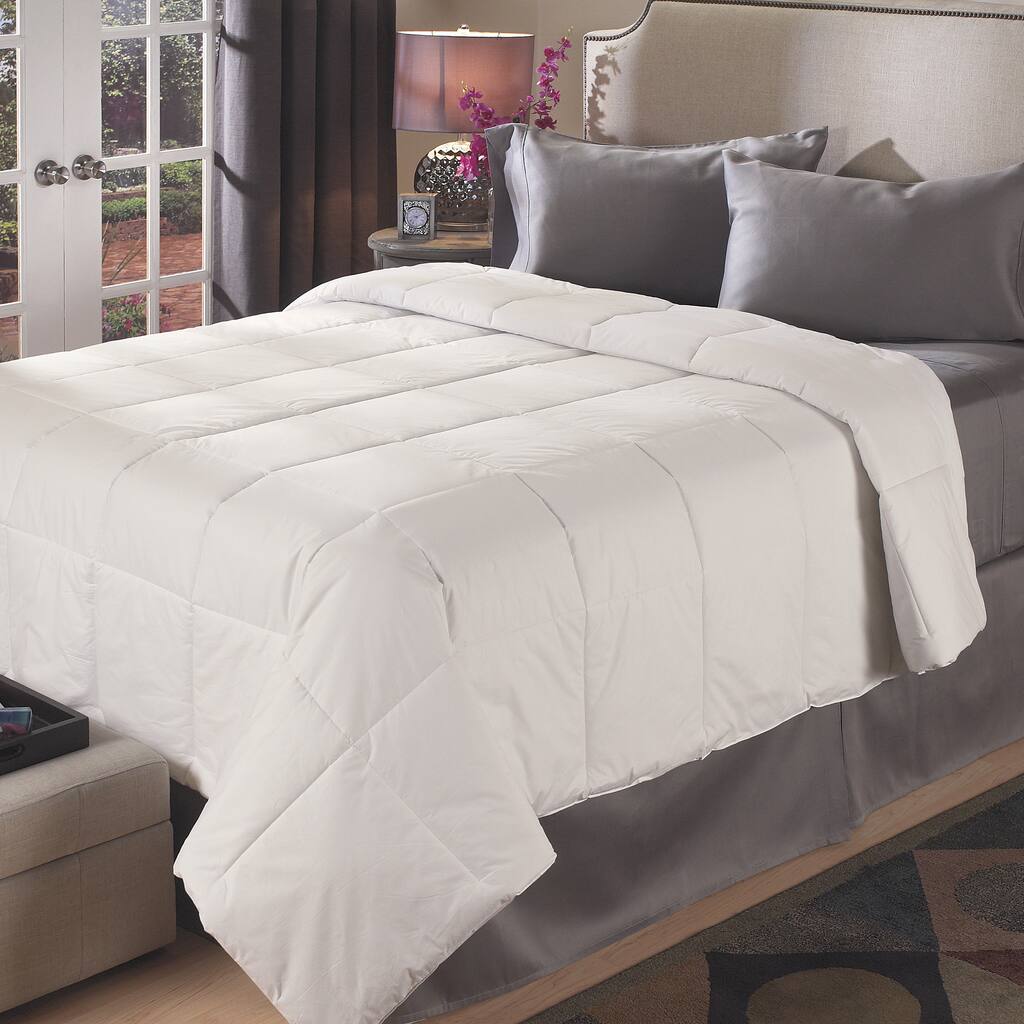 Luxury Sized Medium-weight All Season Down Alternative Comforter