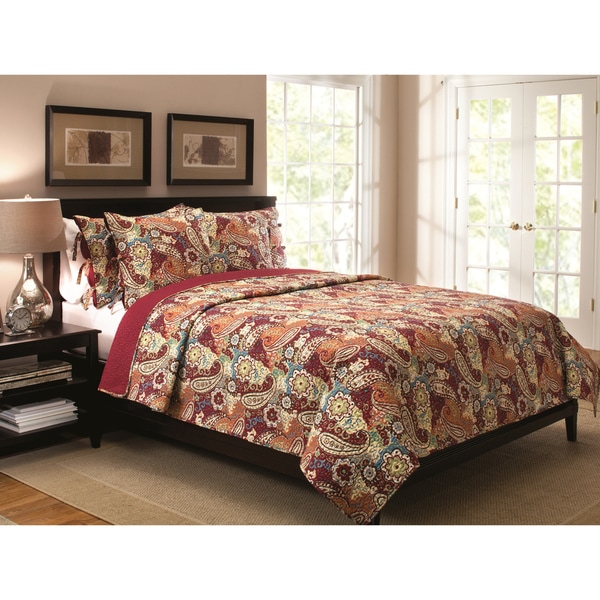 Colonial Paisley 3 piece Quilt Set