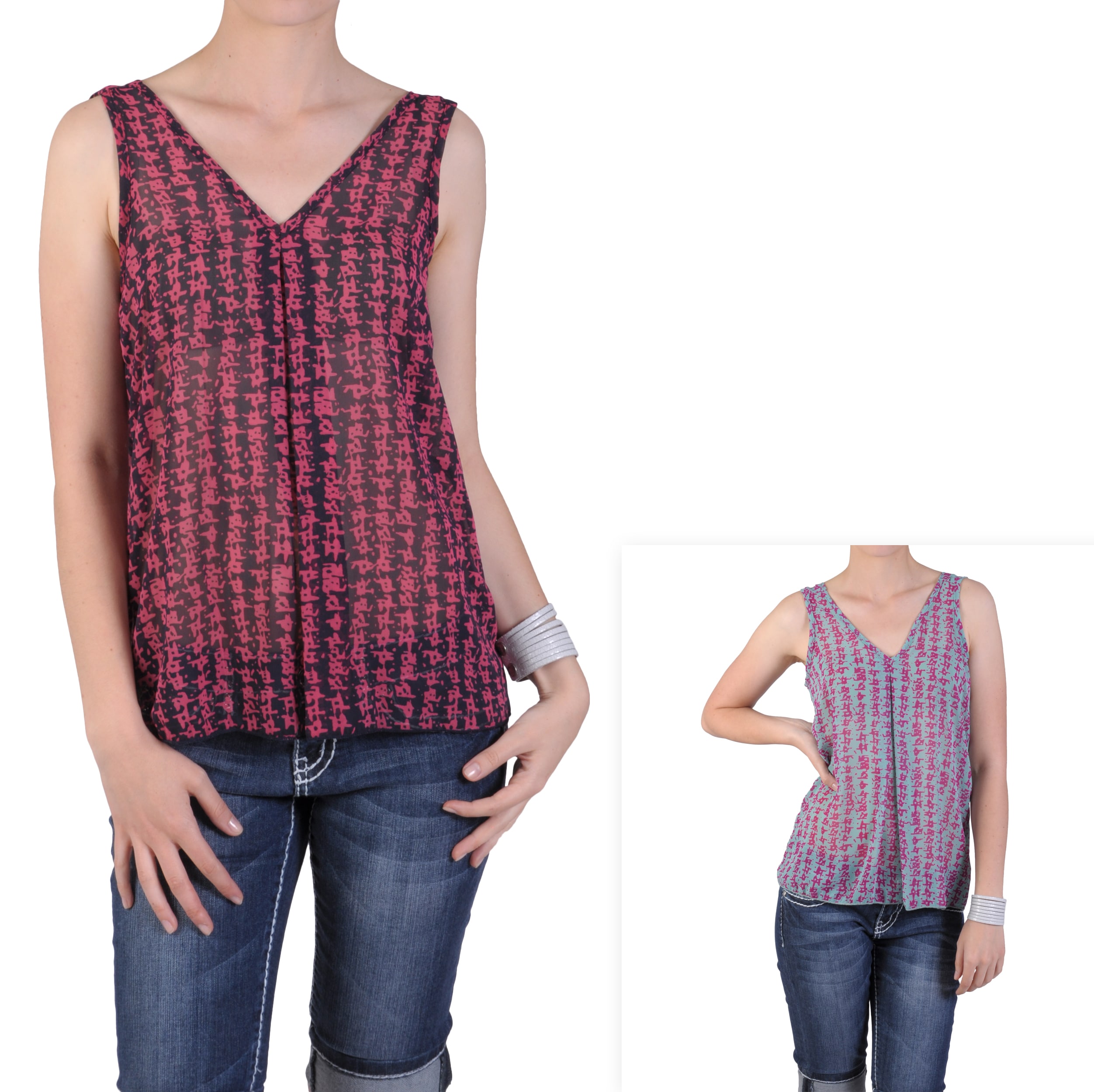 Journee Collection Juniors Lightweight V neck Sleeveless Top