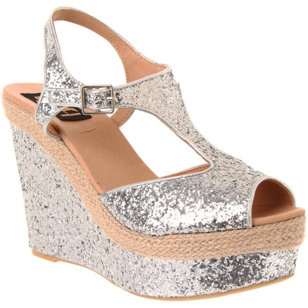 Shop Fahrenheit Women's 'Layla-02' Silver Sparkle Platforms - Overstock ...