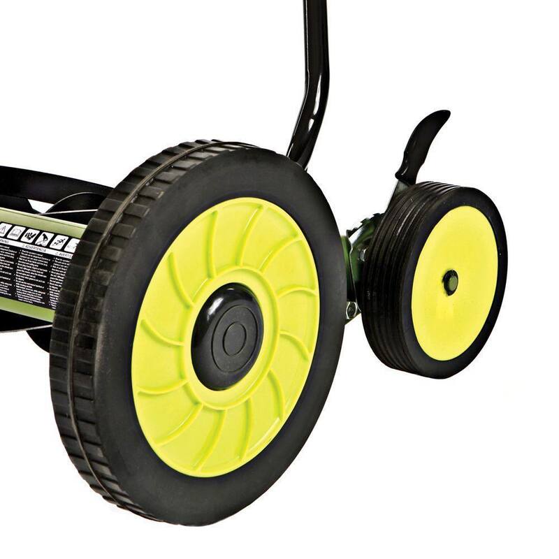 Manual Reel Mower w/ Grass Catcher - 18"