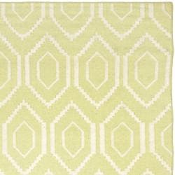 Safavieh Handwoven Moroccan Dhurrie Green/ Ivory Wool Area Rug (6' x 9') Safavieh 5x8   6x9 Rugs