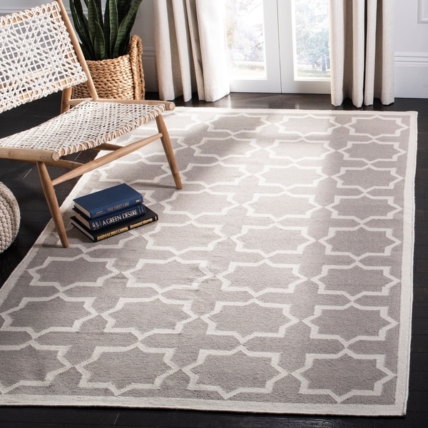 Safavieh Handwoven Moroccan-inspired Reversible Dhurrie Grey/ Ivory Wool Rug - 8' x 10'