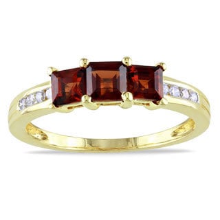 Shop Miadora 10k Yellow Gold Garnet and 1/10ct TDW Diamond Ring (H-I ...