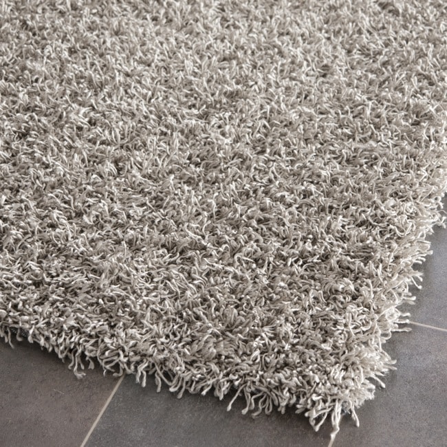 Handmade Posh Silver Shag Rug (5 X 8)