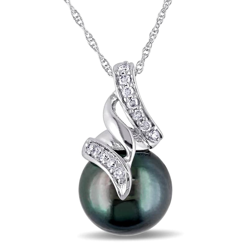 Miadora 10k White Gold Tahitian Black Pearl and 1/10ct TDW White Diamond Necklace (H-I, I2-I3)