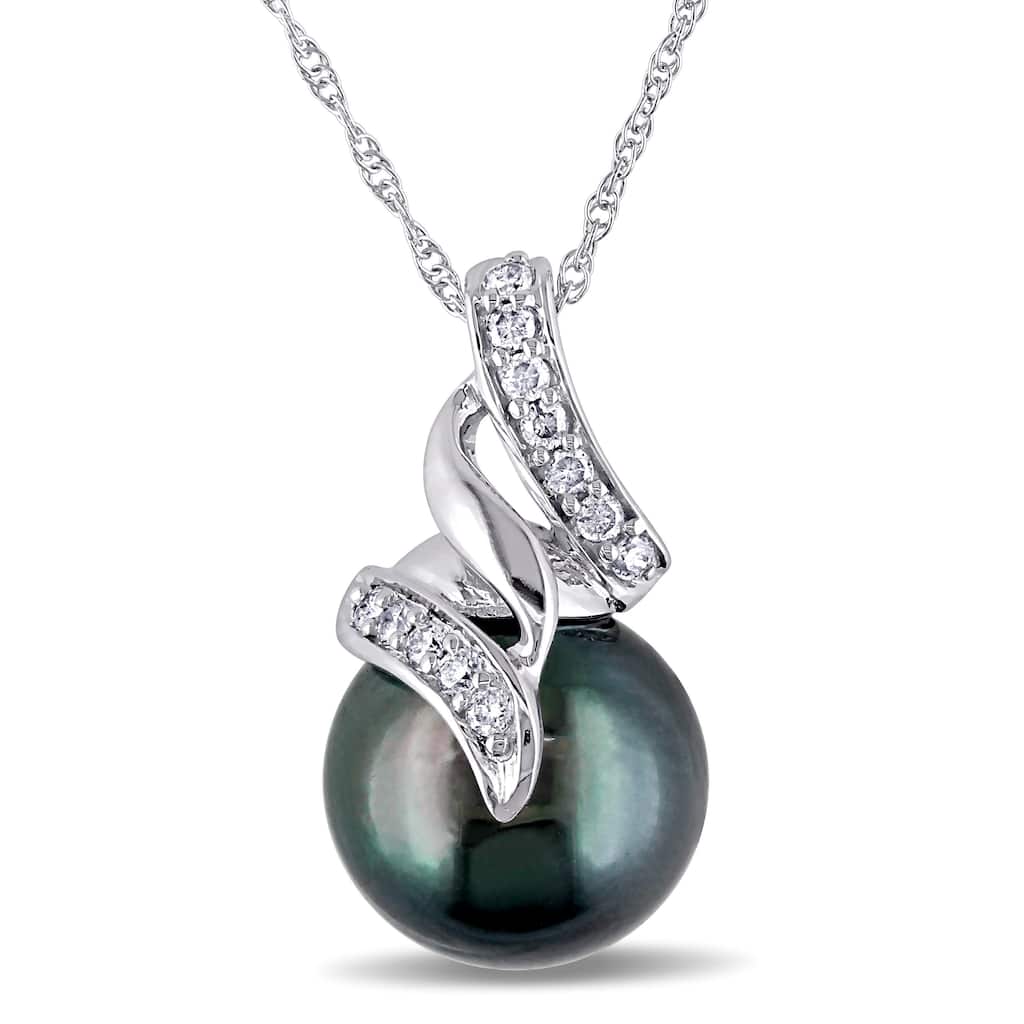 Miadora 10k White Gold Tahitian Black Pearl and 1/10ct TDW White Diamond Necklace (H-I, I2-I3)