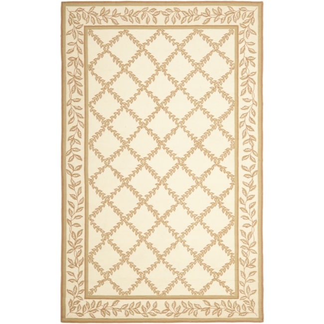 Hand hooked Trellis Ivory/ Beige Wool Rug (76 X 99)