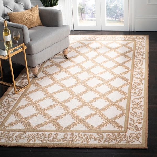Safavieh Hand-hooked Trellis Ivory/ Beige Wool Rug - 8'9" x 11'9"