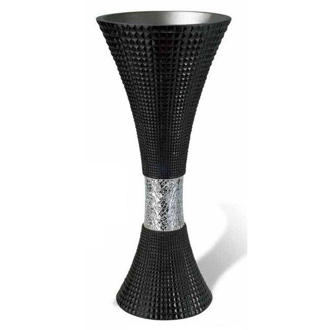 Urban Trend Black/silver Polyresin Vase (Black/silverDecorative/Functional DecorativeHolds Water NoDimensions 21.5 inches high x 9.5 inches wide x 9.5 inches deep PolyresinColor Black/silverDecorative/Functional DecorativeHolds Water NoDimensions 2