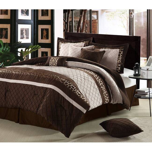 Cheetah Chocolate 12-piece Bed in a Bag with Sheet Set
