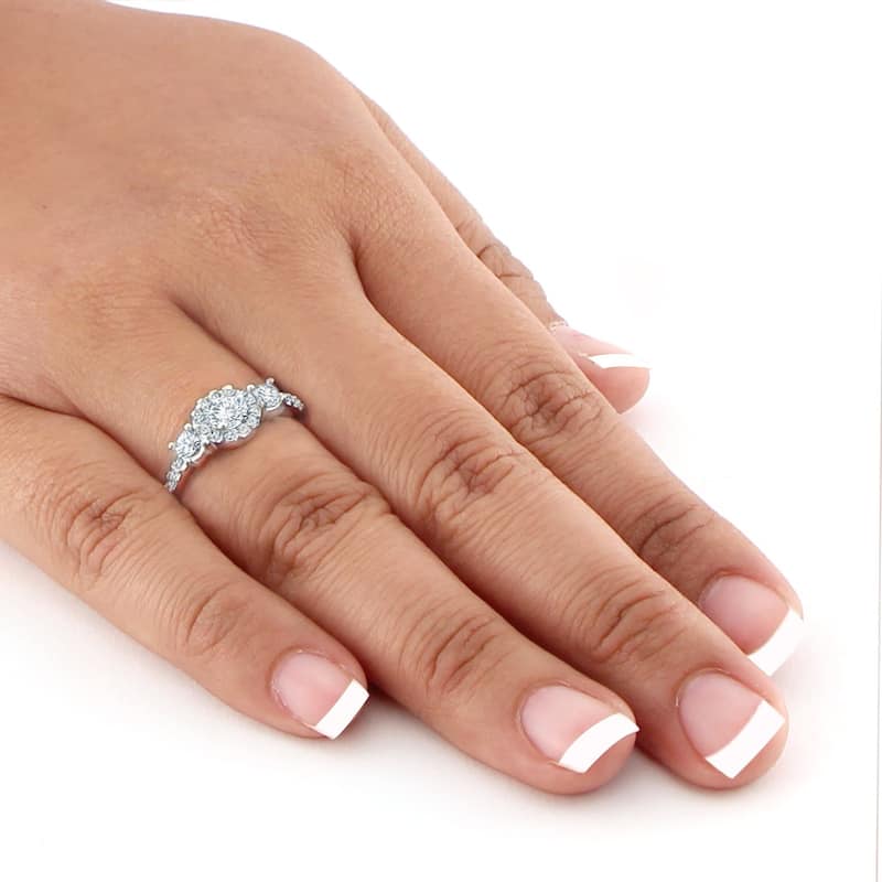 Auriya 1 1/4ctw 3-Stone Halo Diamond Engagement Ring 14k Gold (G-H, I1-I2)