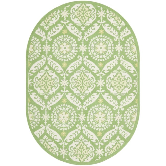 Hand hooked Chelsea Heritage Green Wool Rug (46 X 66 Oval)