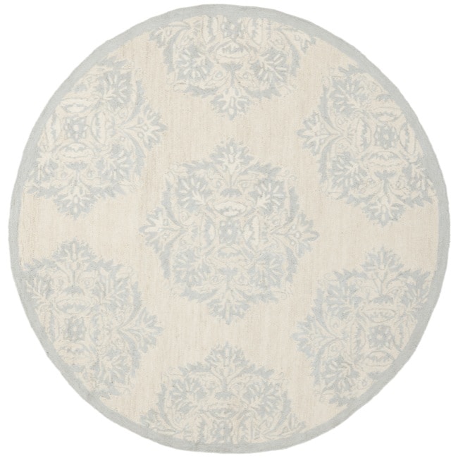 Hand hooked Chelsea Ivory Wool Rug (4 Round)