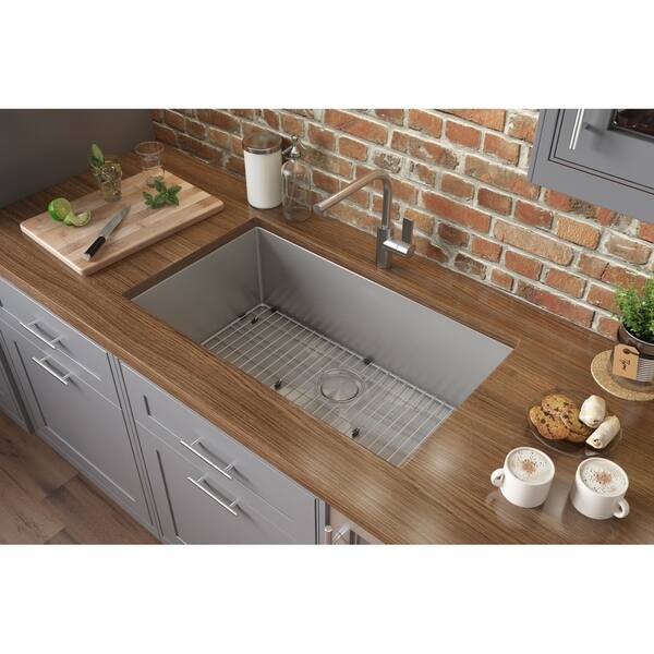 what size undermount sink fits in 30 inch cabinet ruvati 30 inch undermount 16 tight radius kitchen sink what size undermount sink fits in 30 inch cabinet ruvati 30 inch undermount 16 tight radius kitchen sink