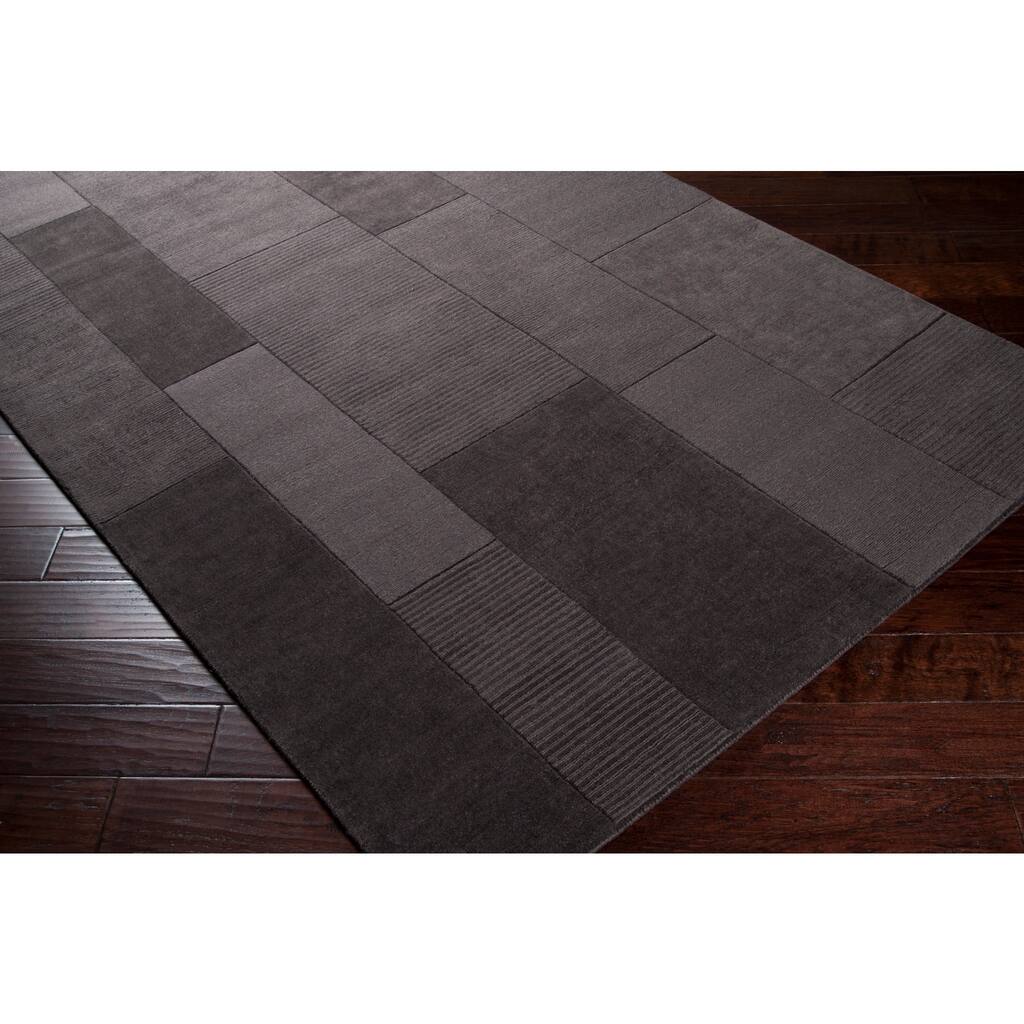 Hand-crafted Solid Grey Bethel Wool Area Rug - 2'6" x 8' Runner