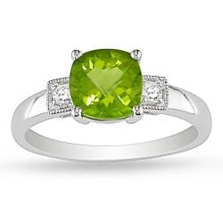 Miadora 10k White Gold Peridot and Diamond Ring