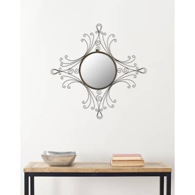 SAFAVIEH Handmade Art Maltese Glamour 24-inch Decorative Mirror - 24" x 22" x 0.5"