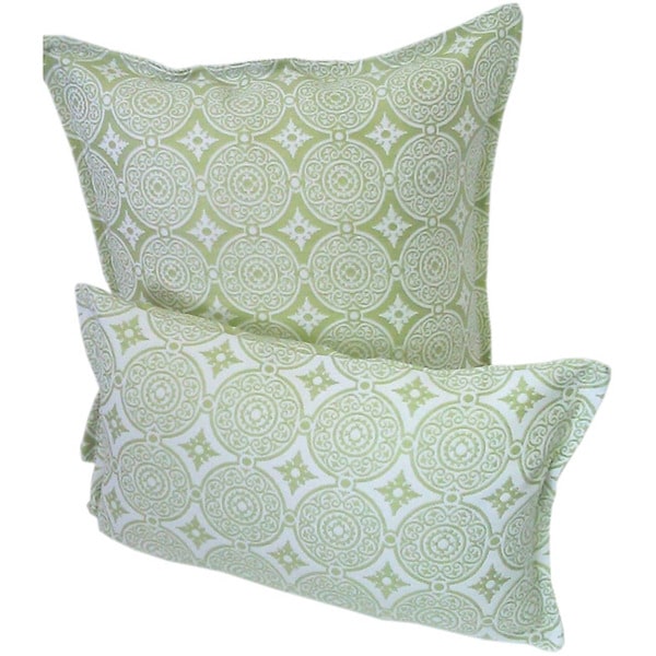 Corona Decor Green/White Indoor/Outdoor Decorative Throw Pillow (Set of 2)