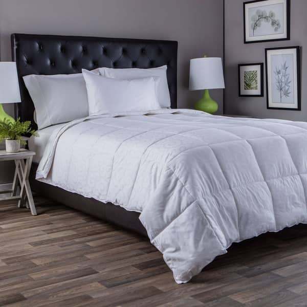 Shop Candice Olson 300 Thread Count Down Alternative Comforter
