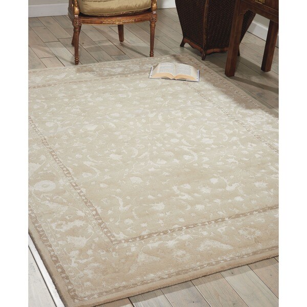 Nourison Hand-tufted Symphony Brocade Ivory Rug (8' x 11') - 8' x 11'