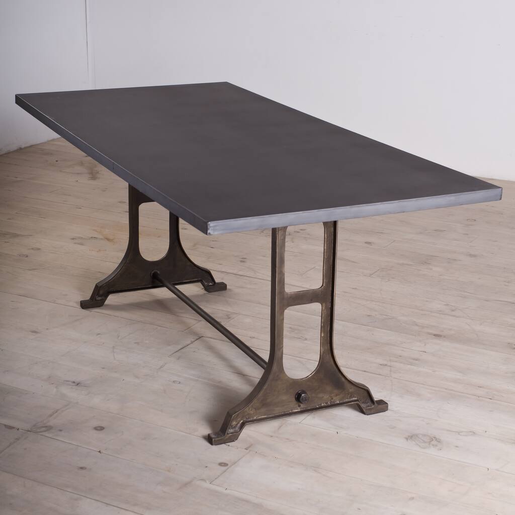 Handmade Gwalior Zinc Finished Iron Dining Table (India)